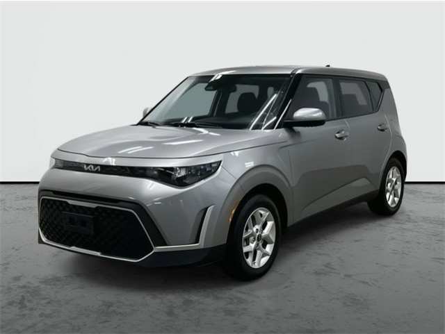 2024 Kia Soul LX's photo