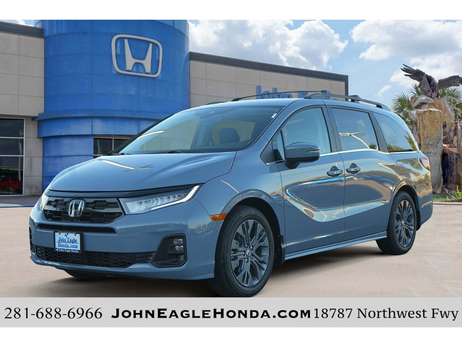 2026 Honda Odyssey Touring's photo