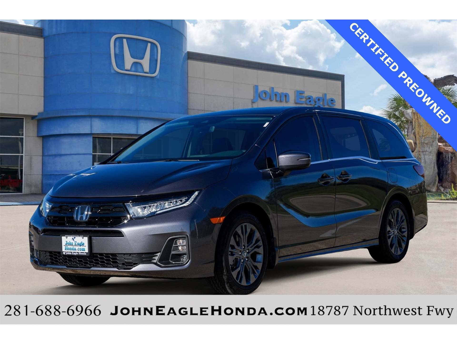 2026 Honda Odyssey Touring's photo