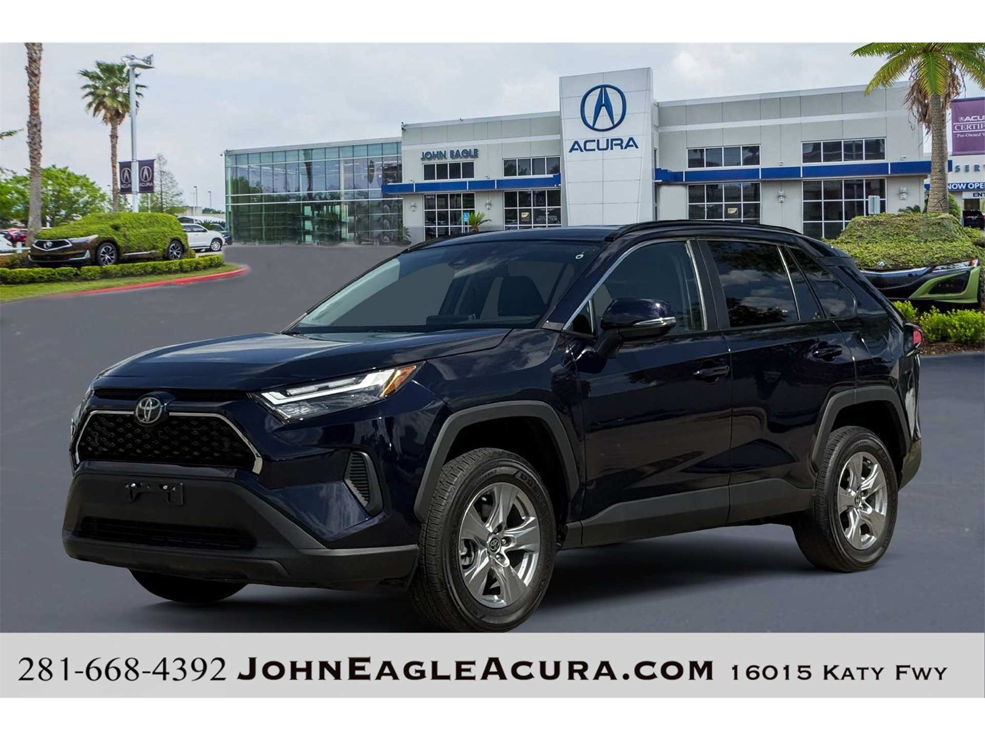 2024 Toyota RAV4 XLE's photo