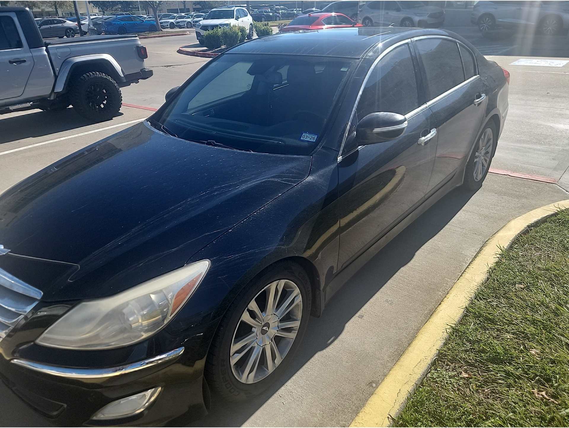 2013 Hyundai Genesis 3.8's photo