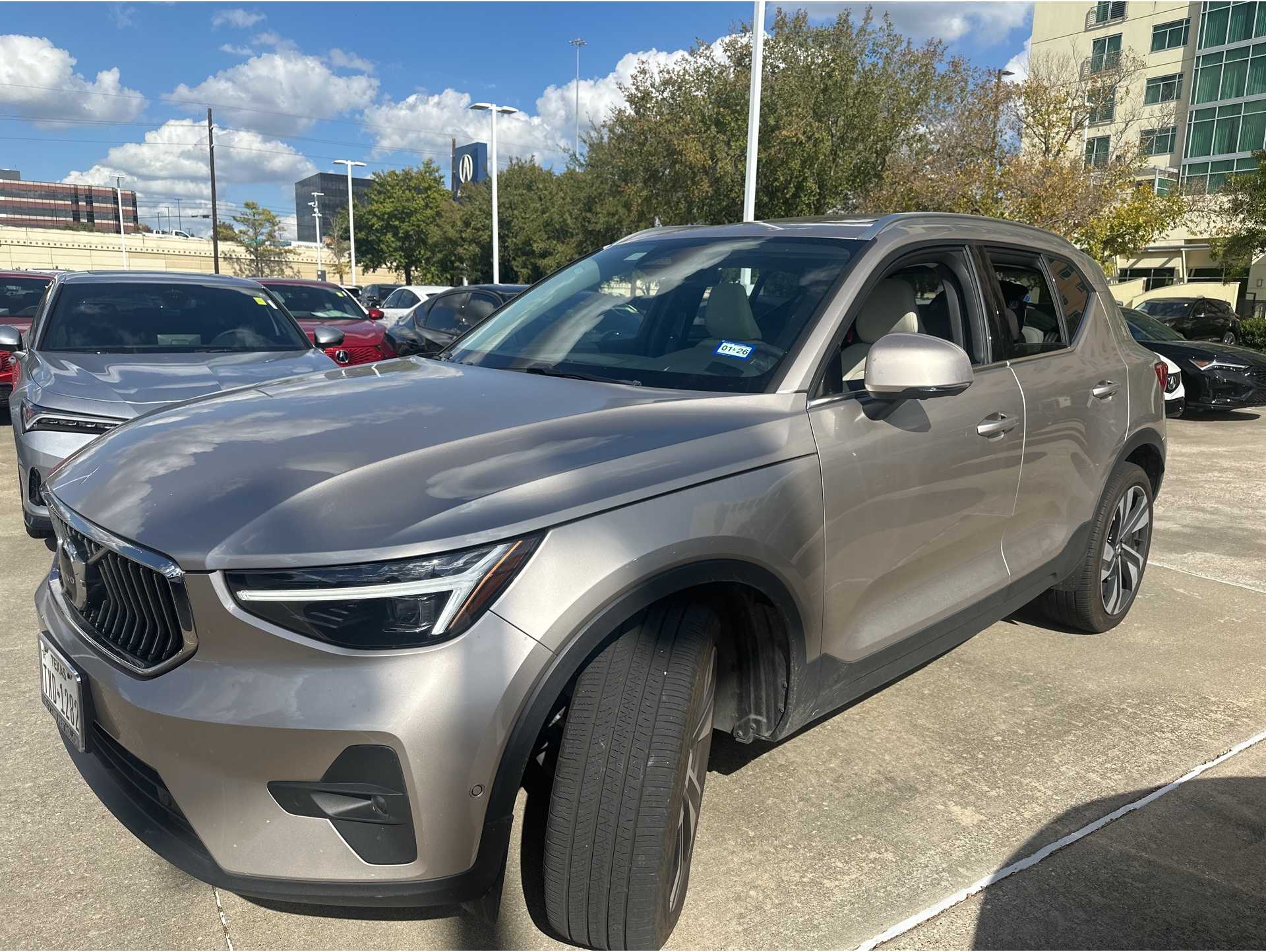 2024 Volvo XC40 Plus