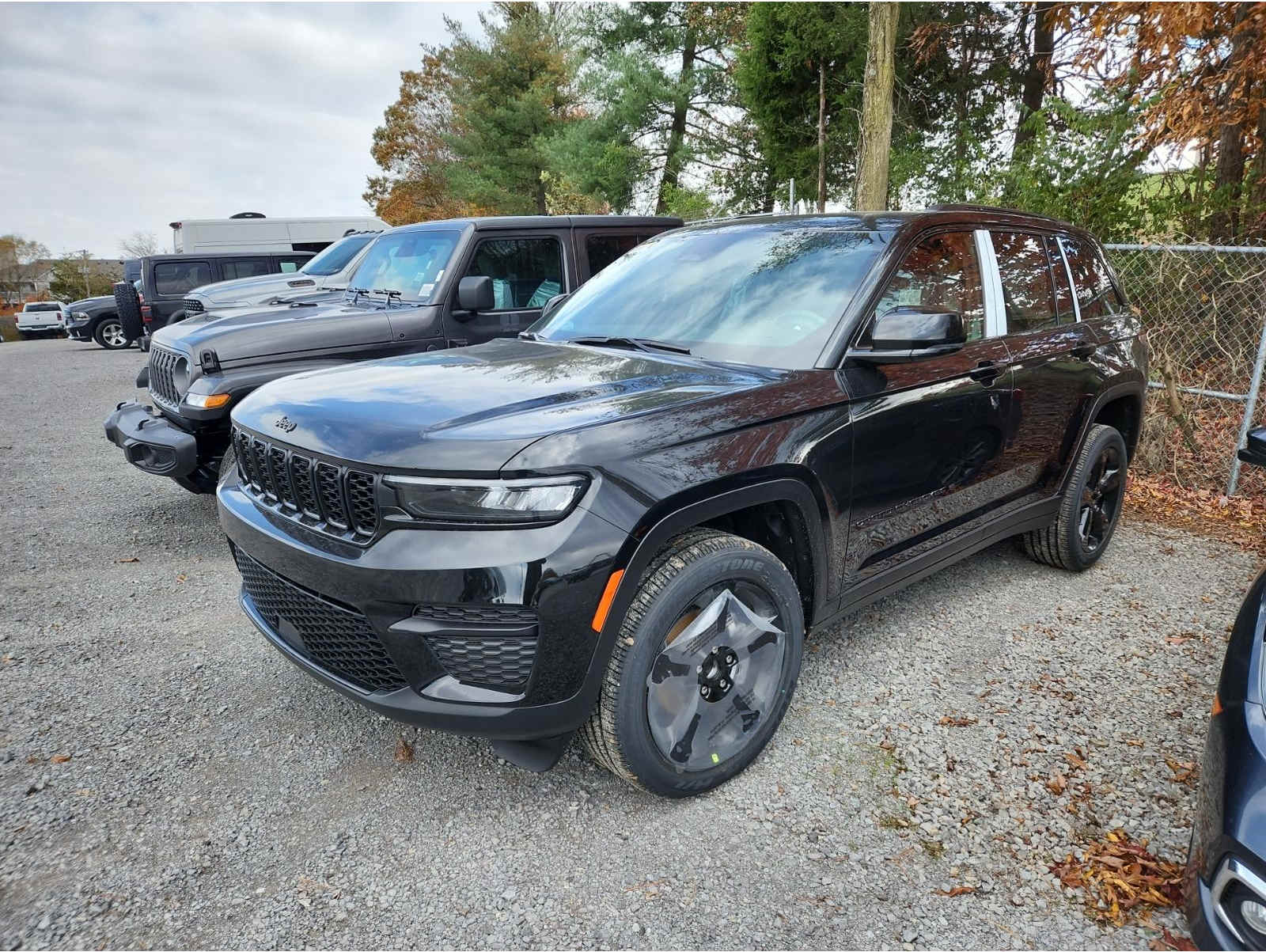 2025 Jeep Grand Cherokee Altitude's photo