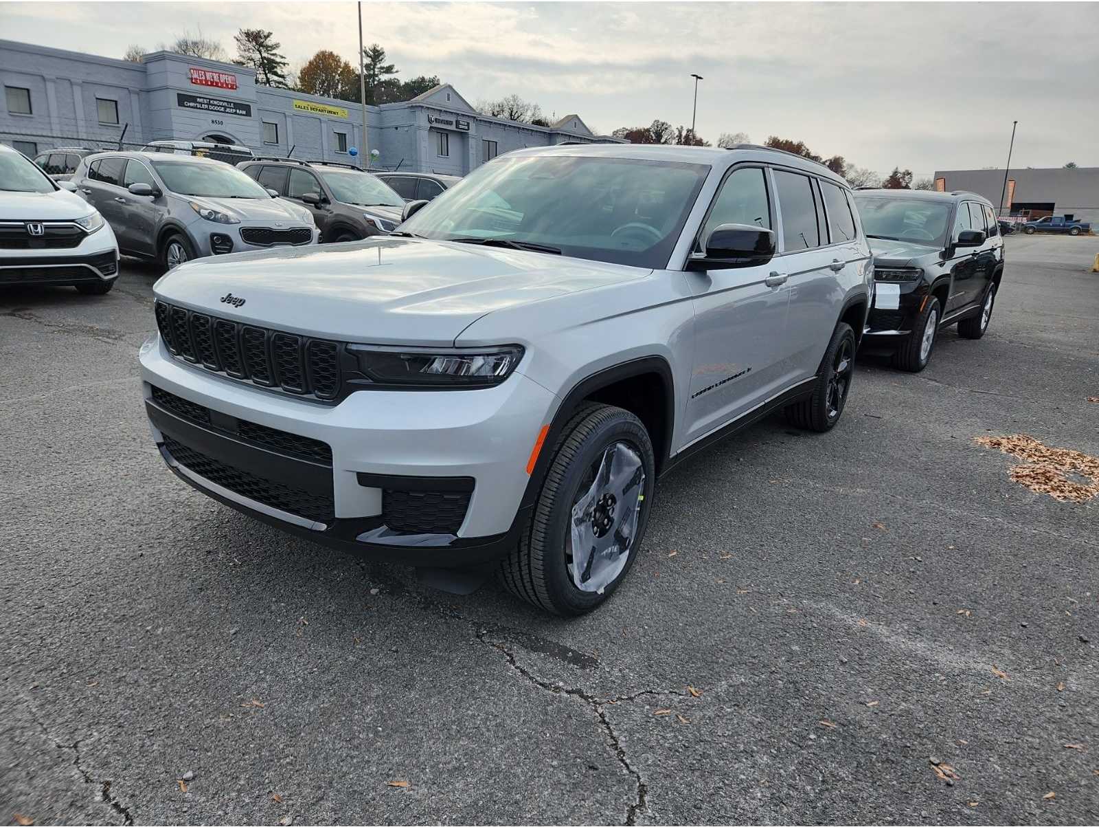 2025 Jeep Grand Cherokee L Altitude's photo