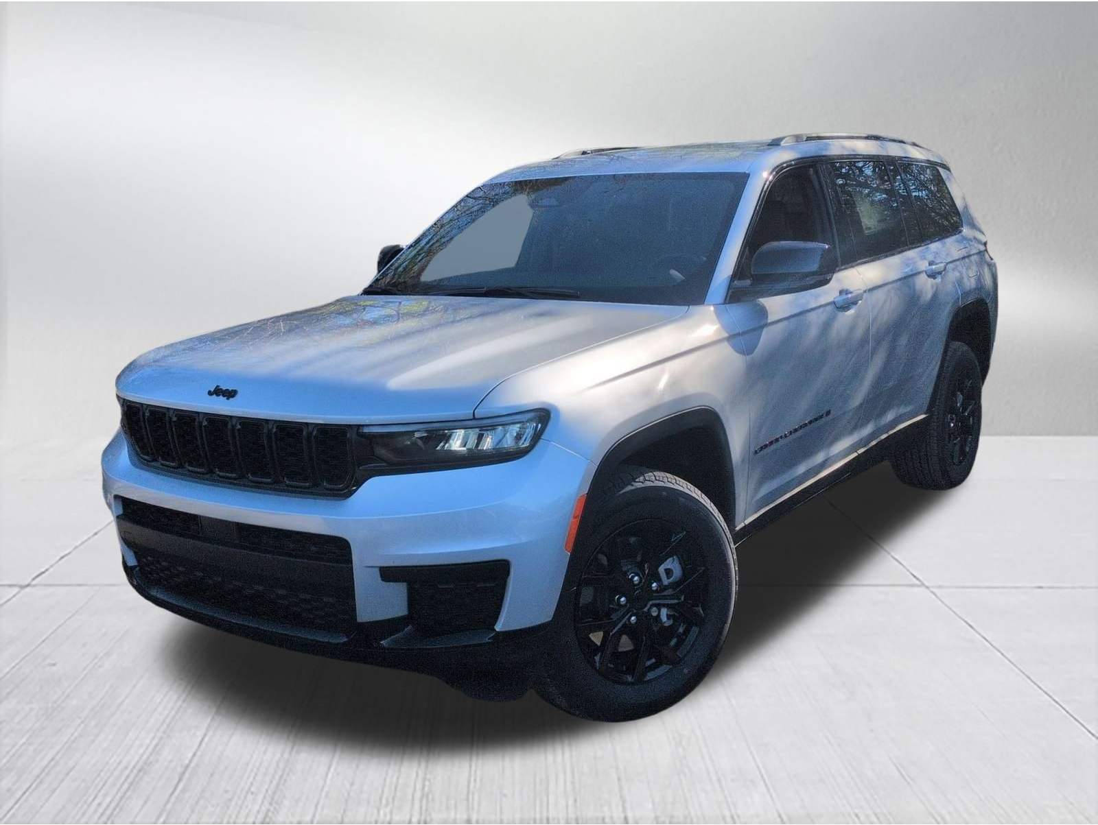 2025 Jeep Grand Cherokee L Altitude's photo