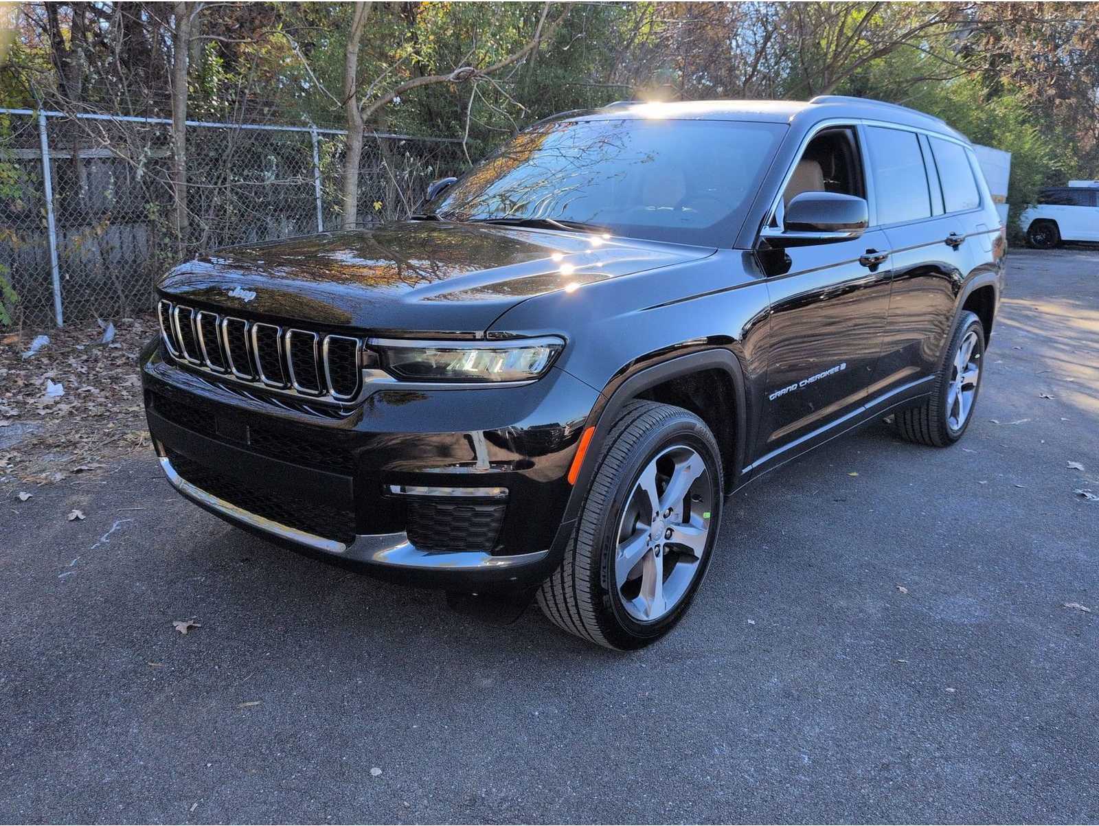 2025 Jeep Grand Cherokee L Limited's photo