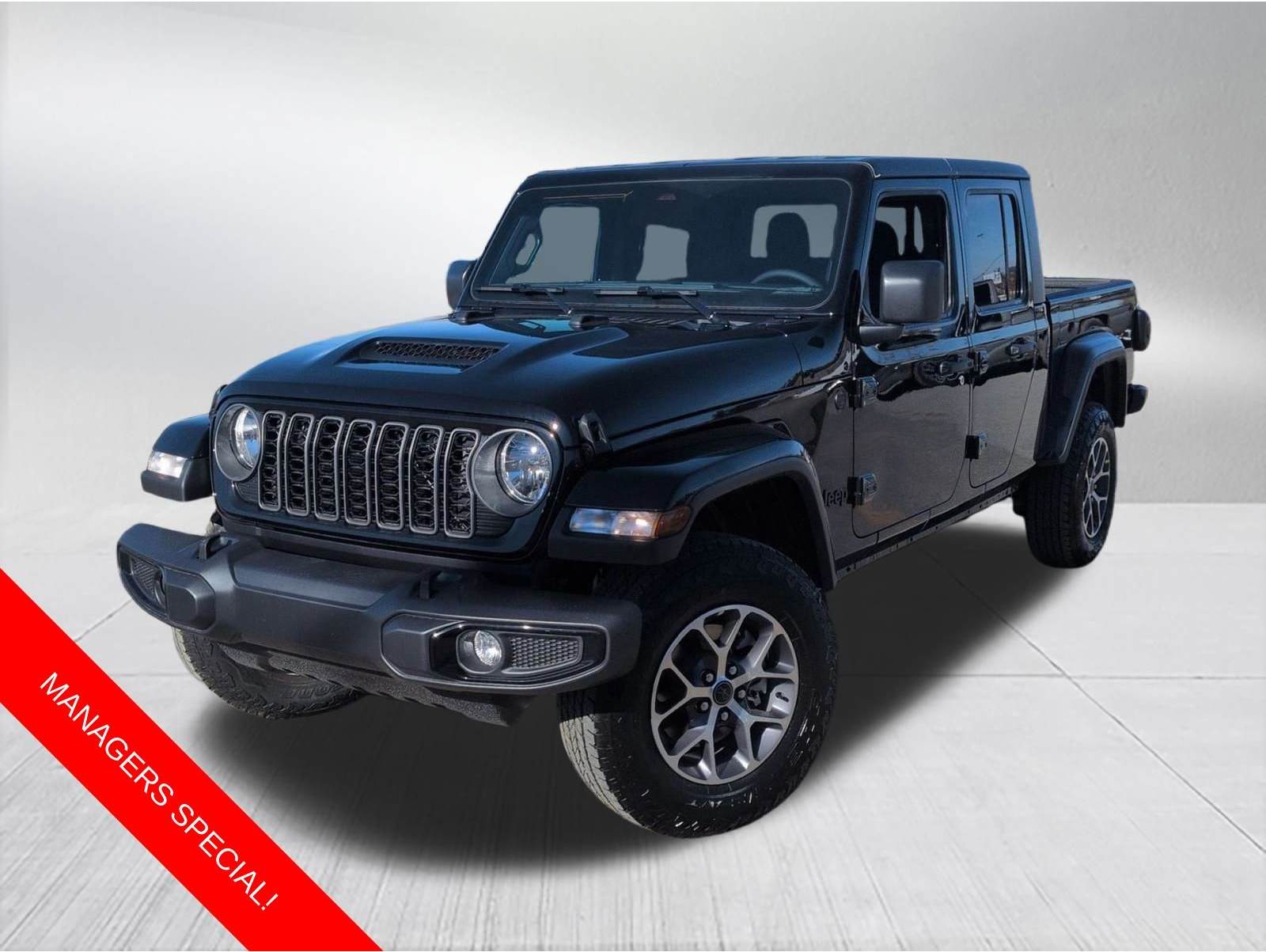 2026 Jeep Gladiator Sport S's photo