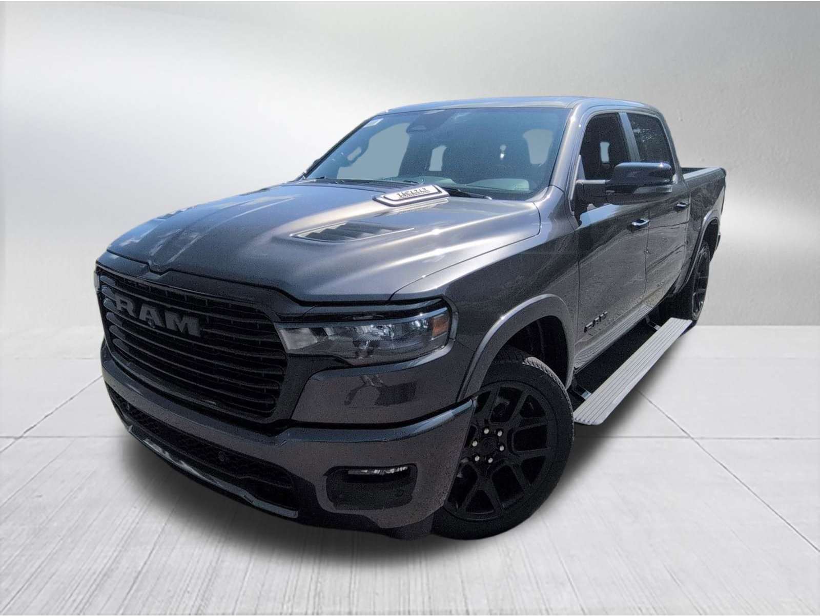 2026 RAM Ram 1500 Pickup Laramie's photo