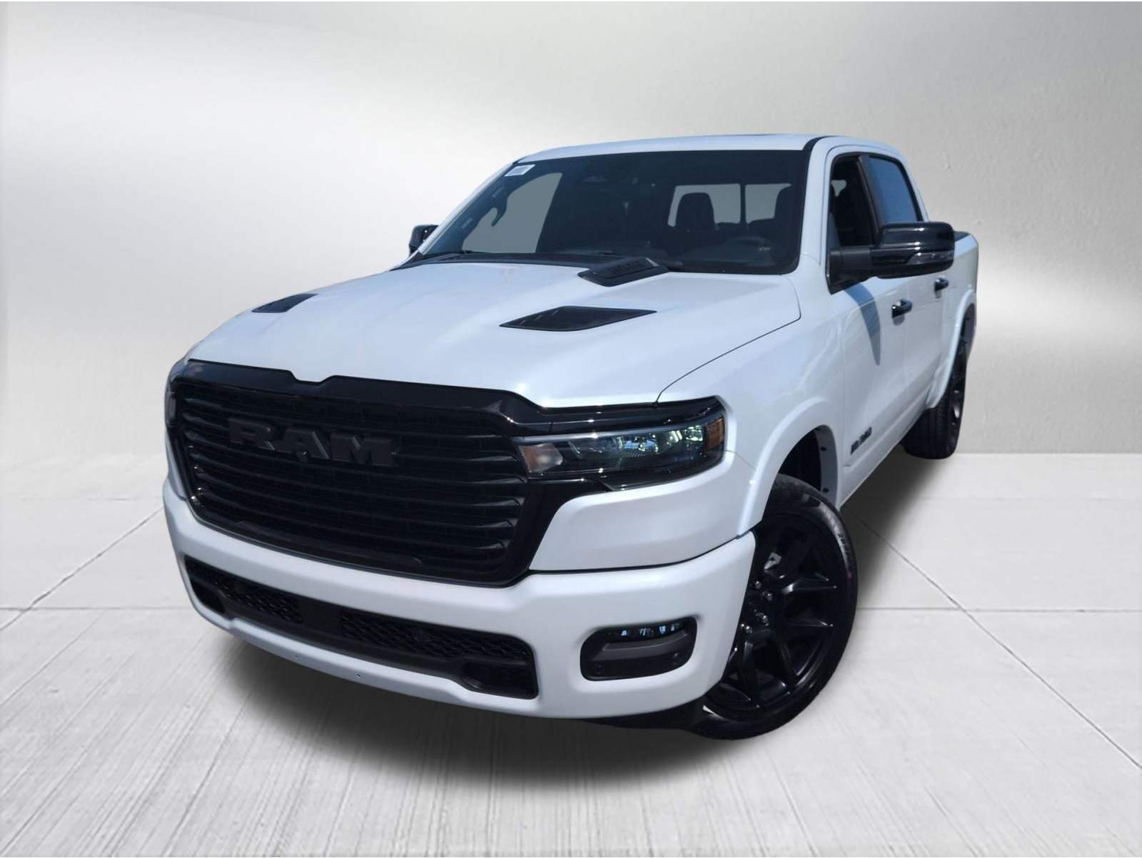2026 RAM Ram 1500 Pickup Laramie's photo