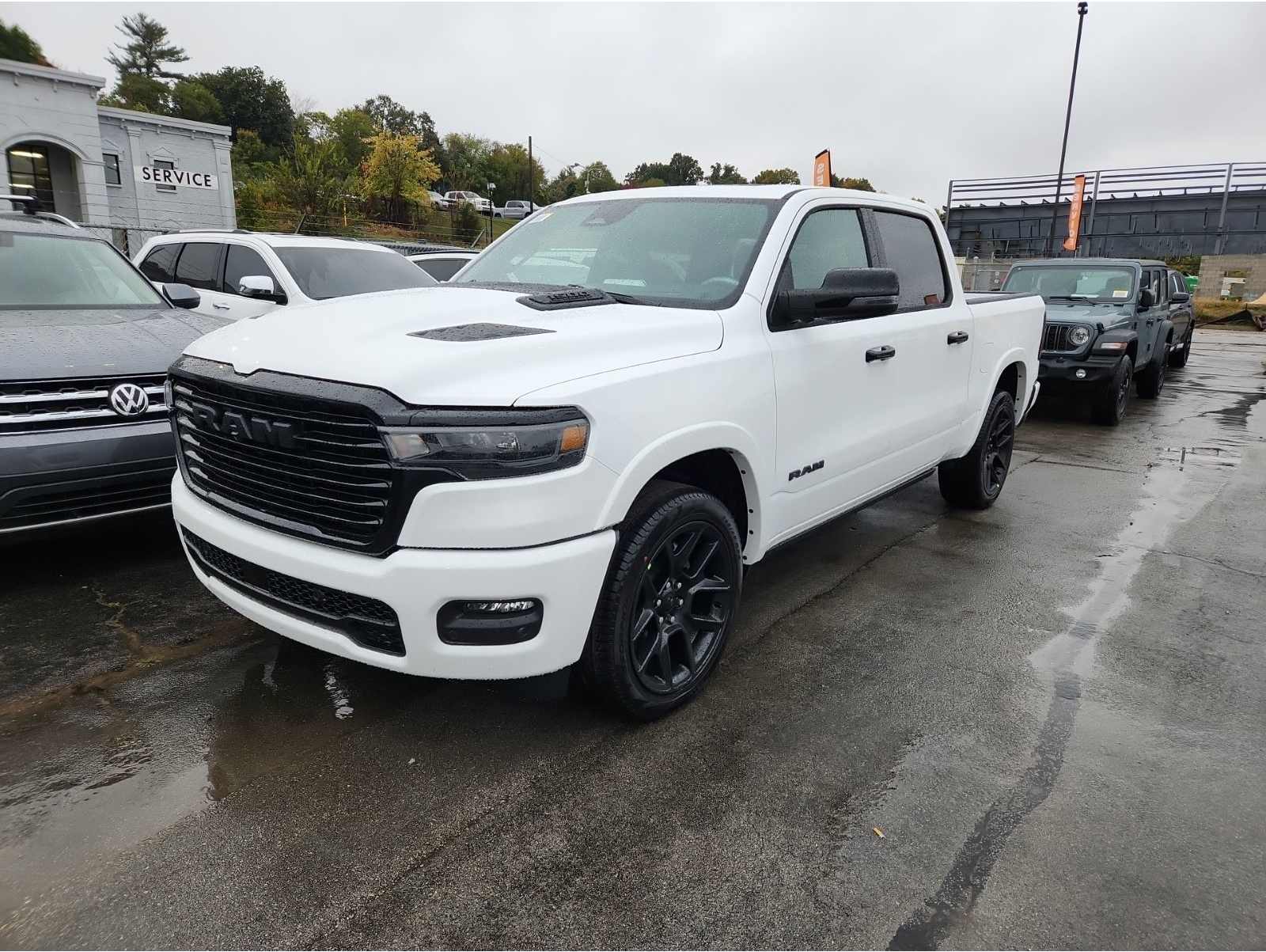 2026 RAM Ram 1500 Pickup Laramie's photo