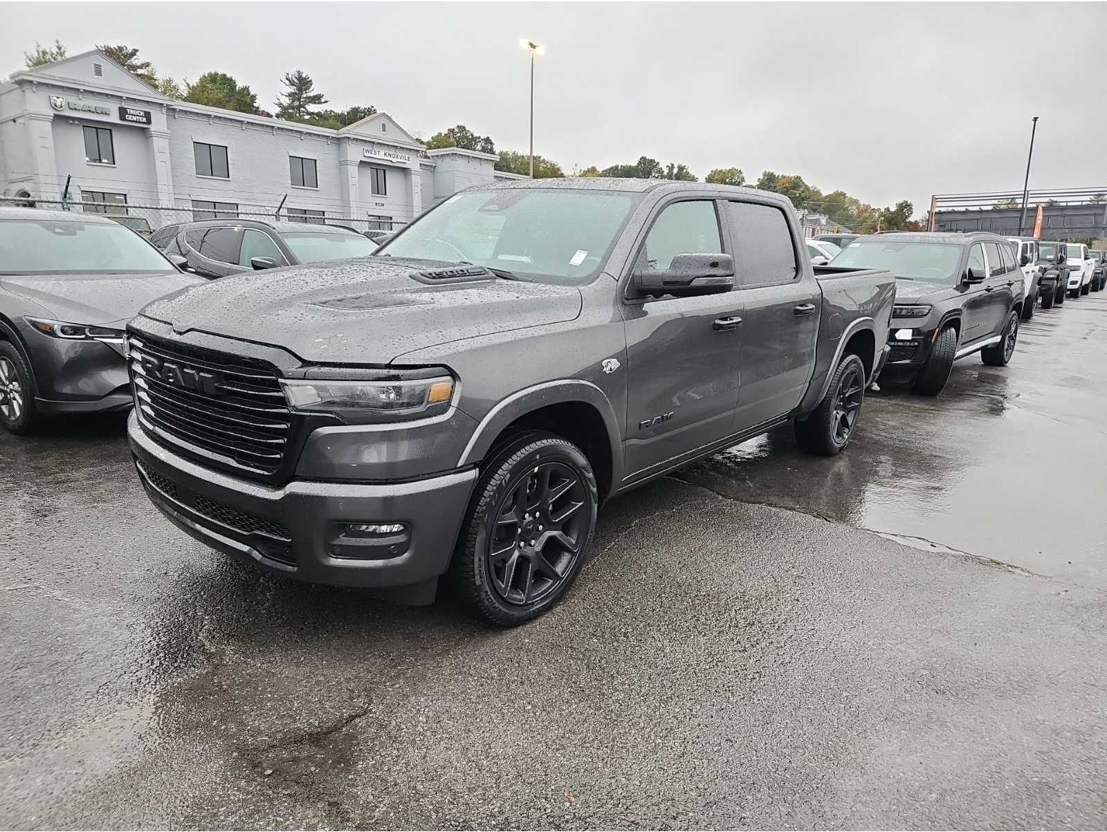 2026 RAM Ram 1500 Pickup Laramie's photo