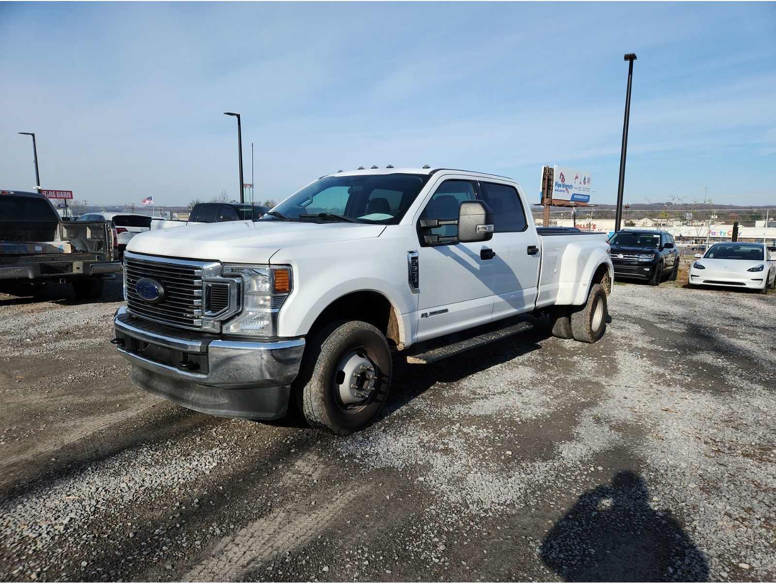 2022 Ford F-350 Super Duty XLT's photo
