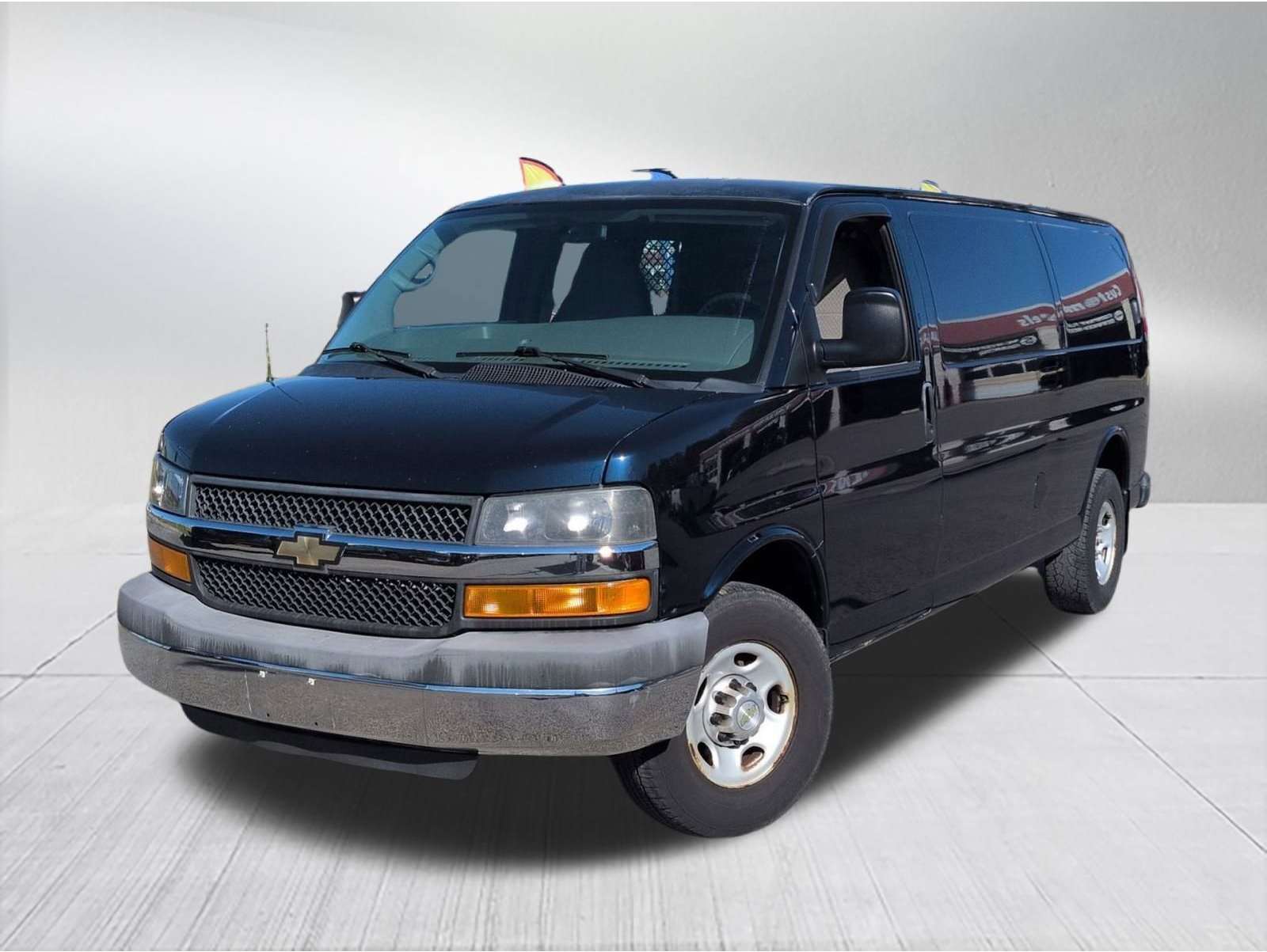 2014 Chevrolet Express Cargo Work Van's photo