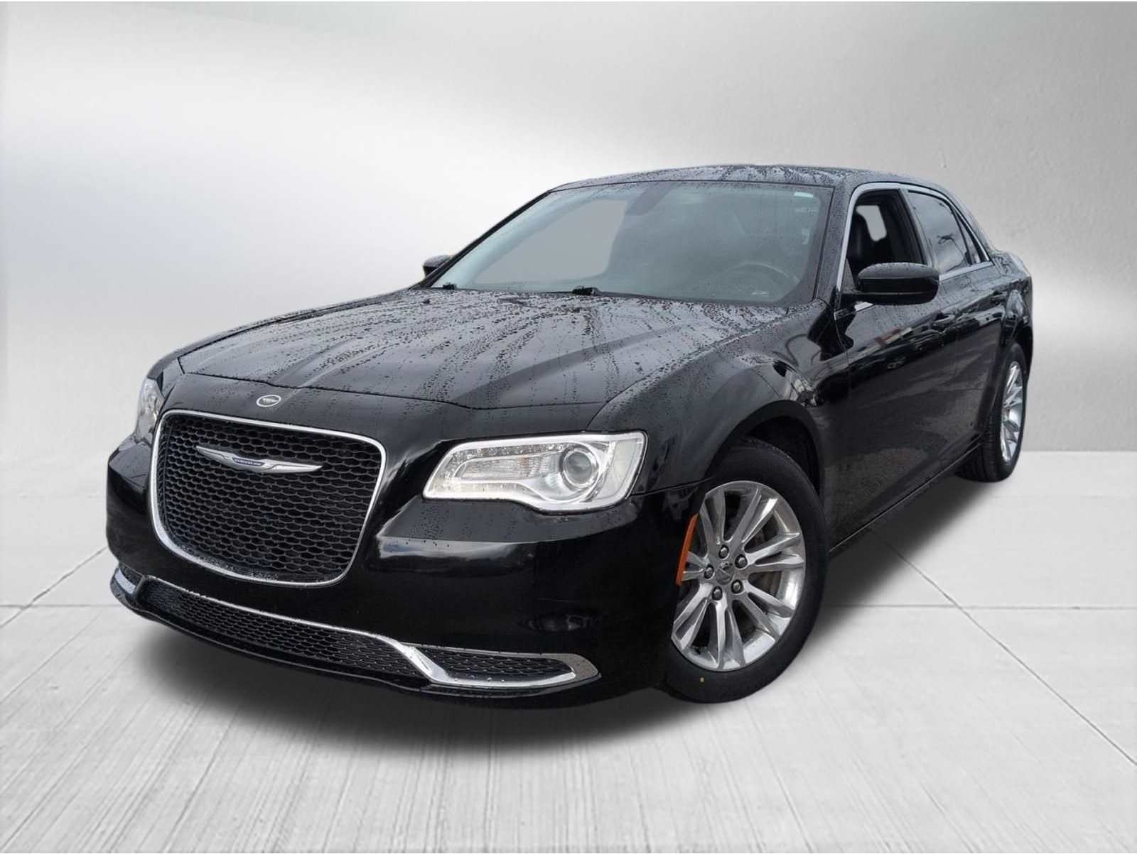 2019 Chrysler 300 Touring
