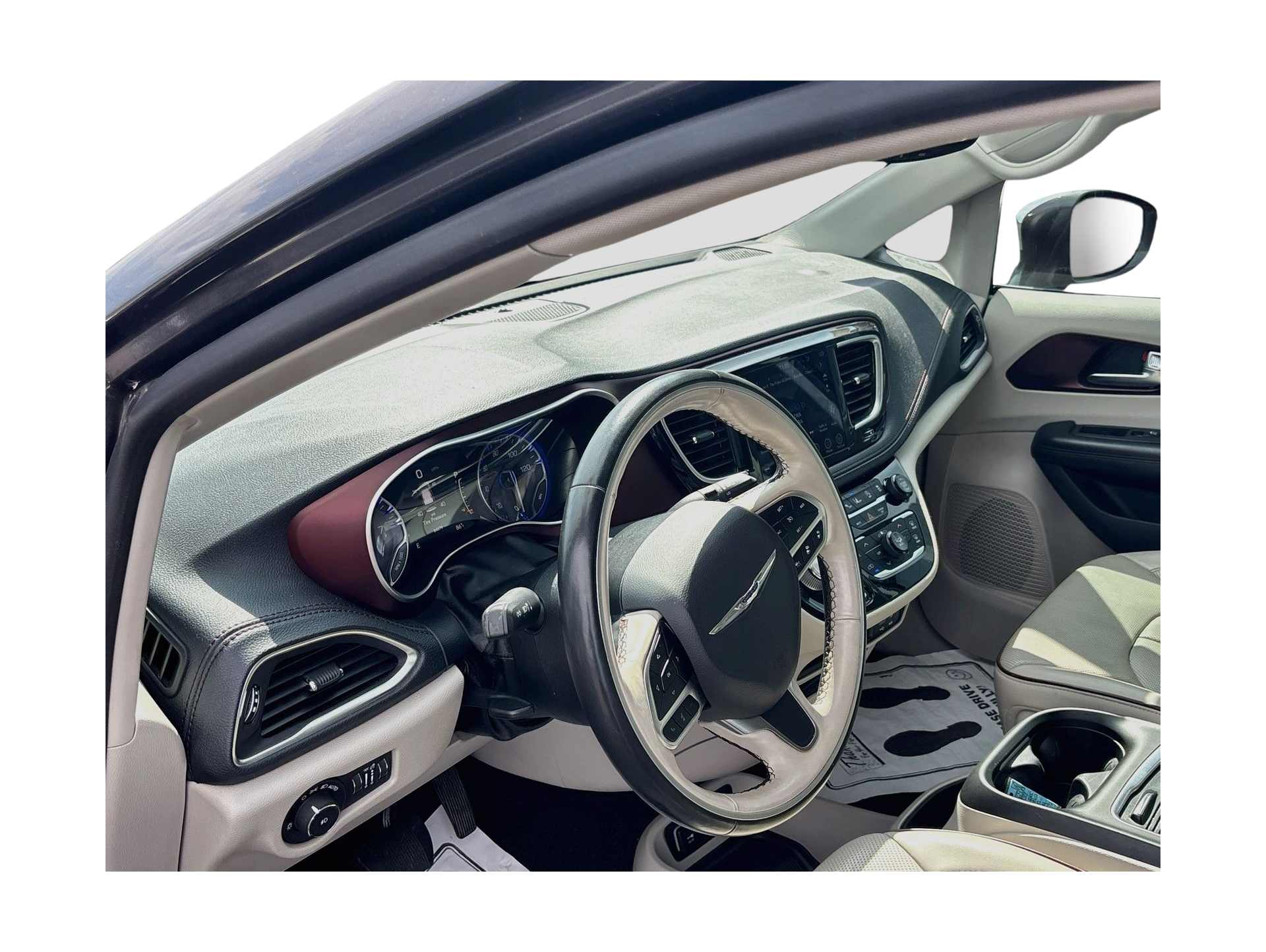 Thumbnail: 2019 Chrysler Pacifica - 1