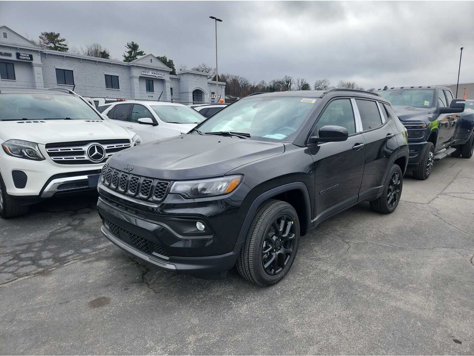 2026 Jeep Compass Altitude's photo
