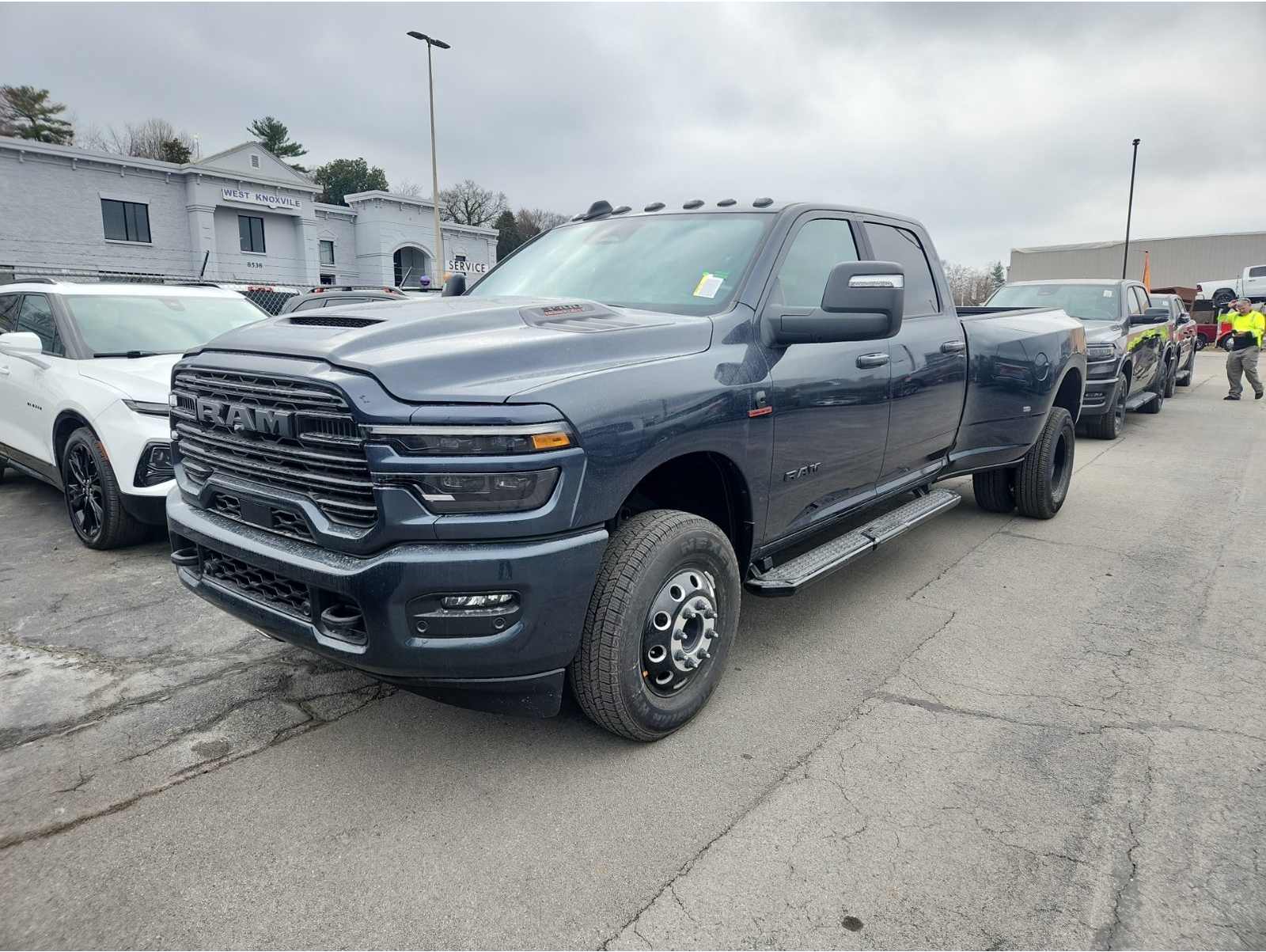 2026 RAM Ram 3500 Pickup Laramie's photo