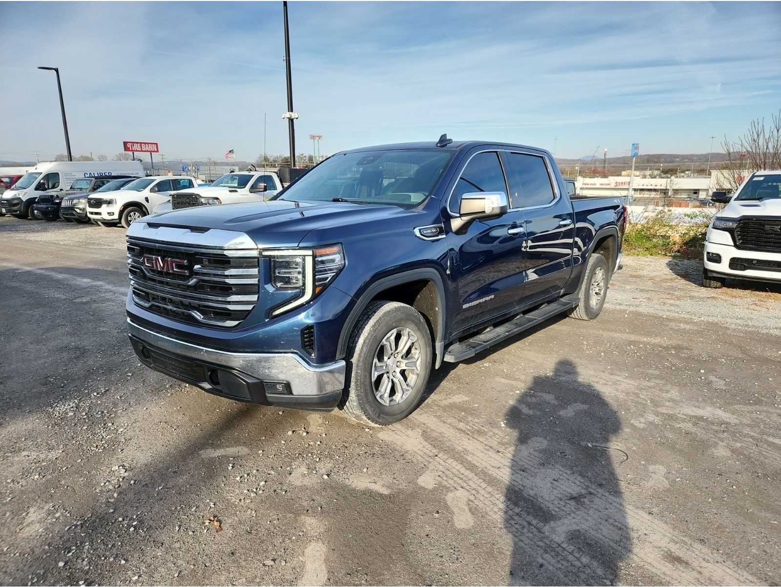 2022 GMC Sierra 1500 SLT's photo