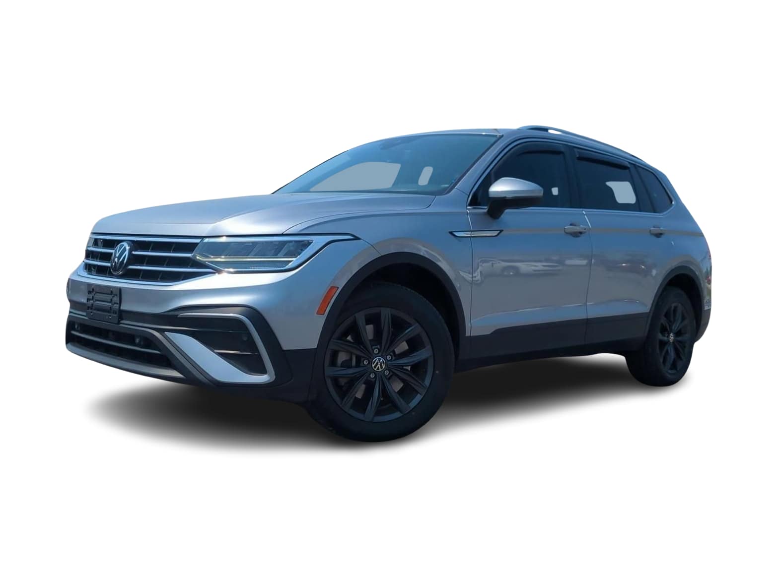 Thumbnail: 2022 Volkswagen Tiguan - 1