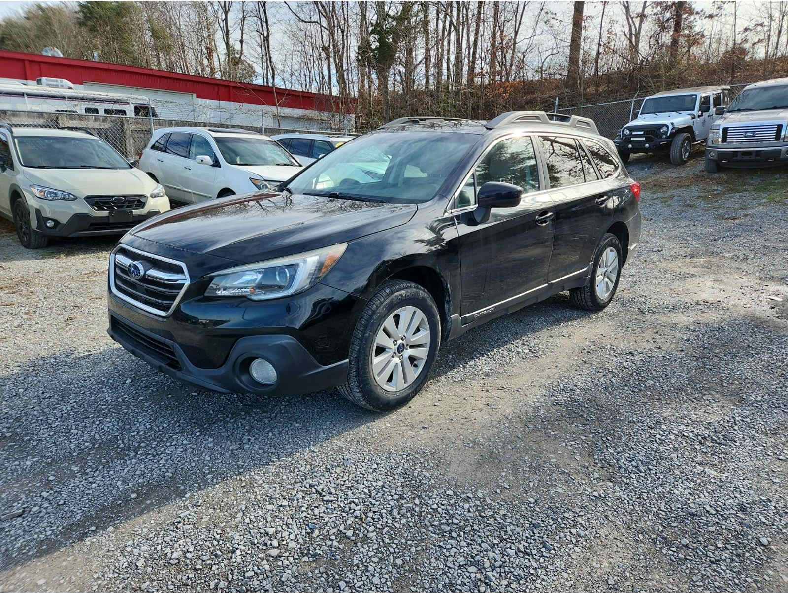 2018 Subaru Outback Premium's photo