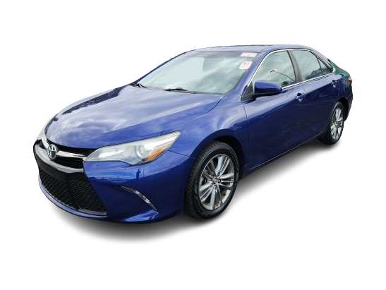 2015 Toyota Camry SE -
                Knoxville, TN