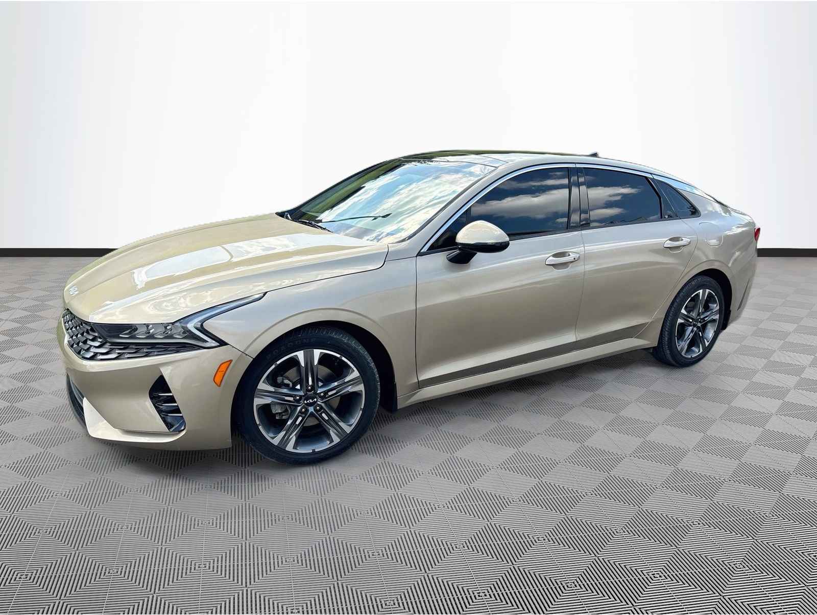 2022 Kia K5
