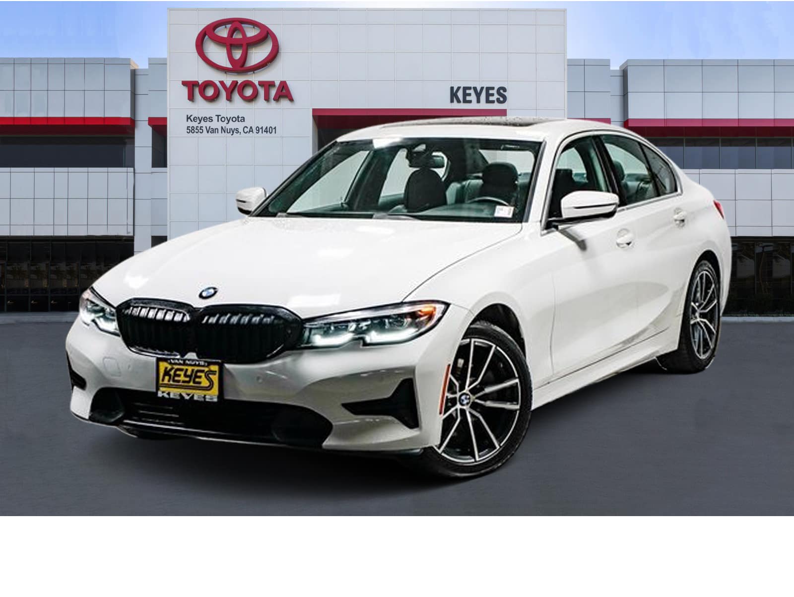 2021 BMW 3 Series 330i's photo