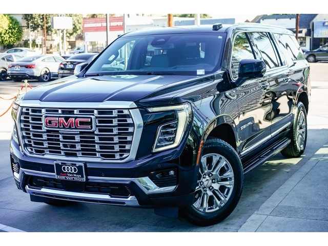 2025 GMC Yukon XL Denali's photo