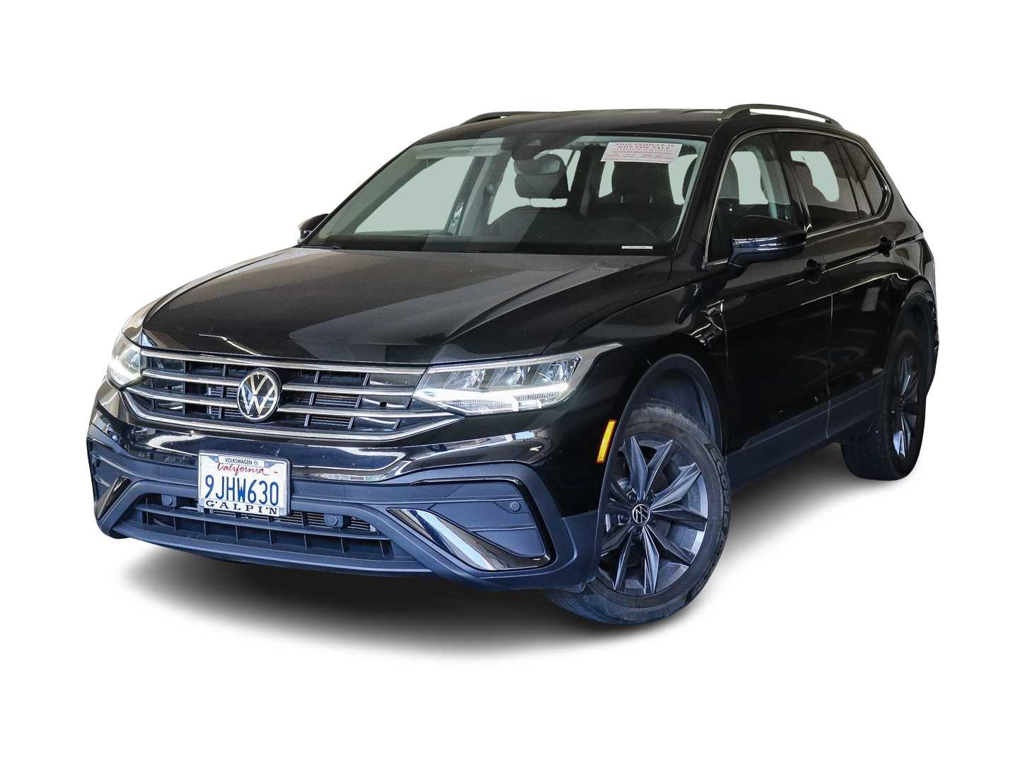 Thumbnail: 2023 Volkswagen Tiguan - 1