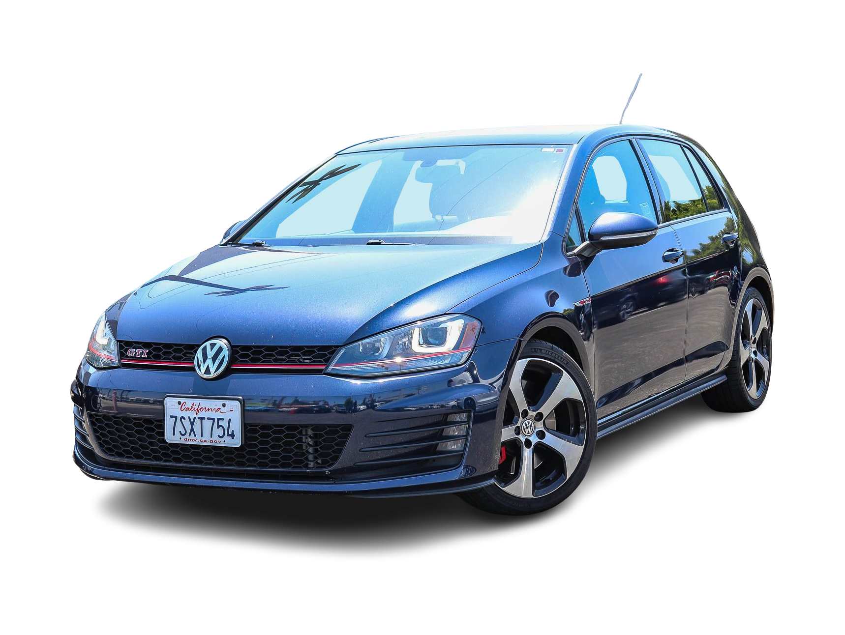 Thumbnail: 2016 Volkswagen Golf - 1