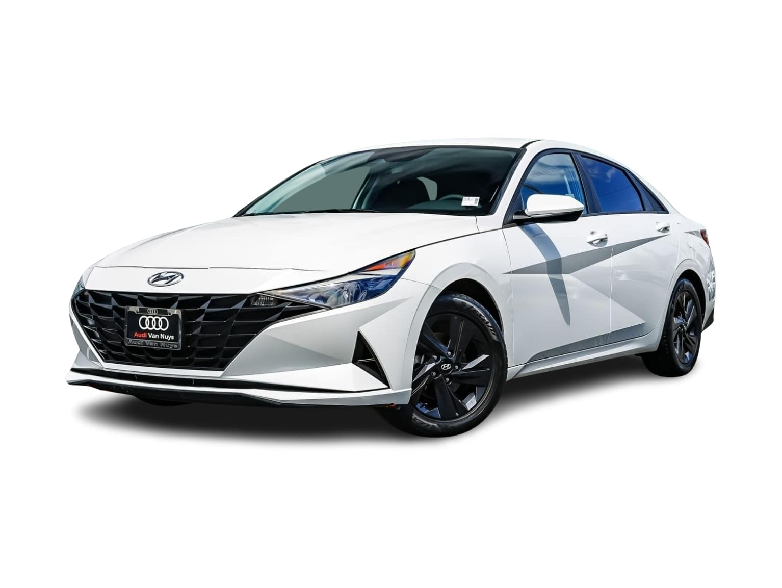 Thumbnail: 2022 Hyundai Elantra - 1