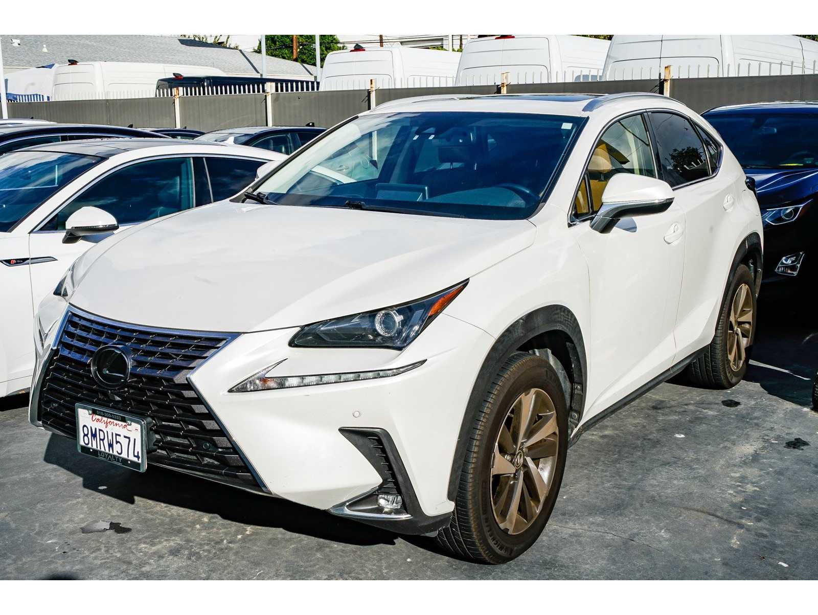 2020 Lexus NX 300's photo