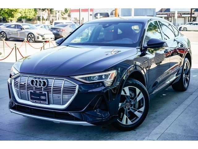 2022 Audi e-tron Sportback Premium Plus's photo