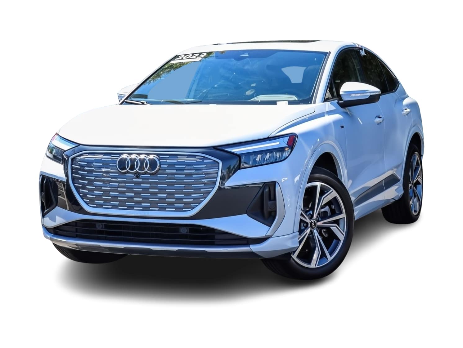 Thumbnail: 2023 Audi Q4 e-tron - 1