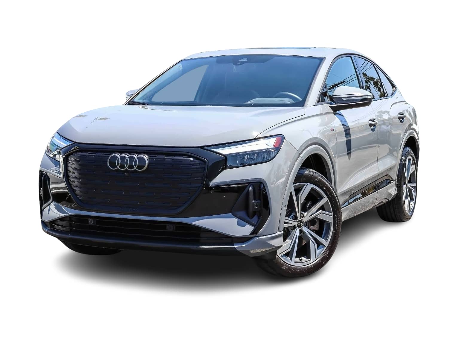 Thumbnail: 2023 Audi Q4 e-tron - 1