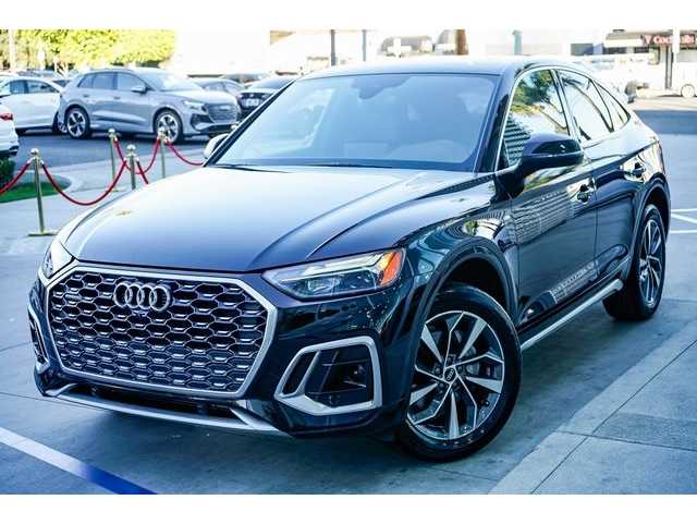 2023 Audi Q5 Sportback Premium Plus's photo