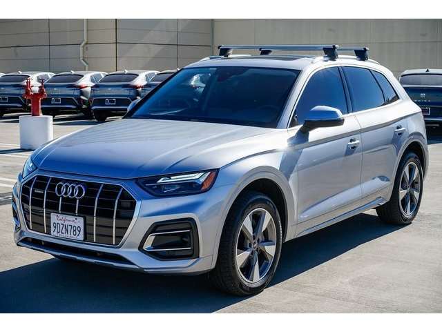 2023 Audi Q5 Premium's photo