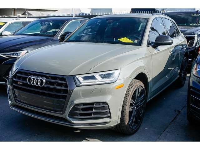 2019 Audi SQ5 Premium Plus's photo
