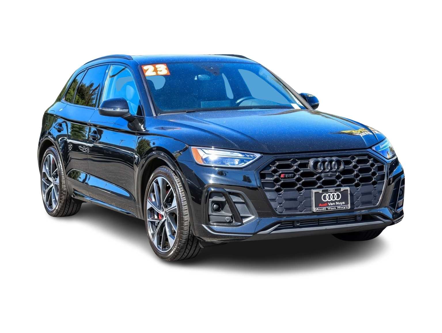Thumbnail: 2023 Audi SQ5 - 1