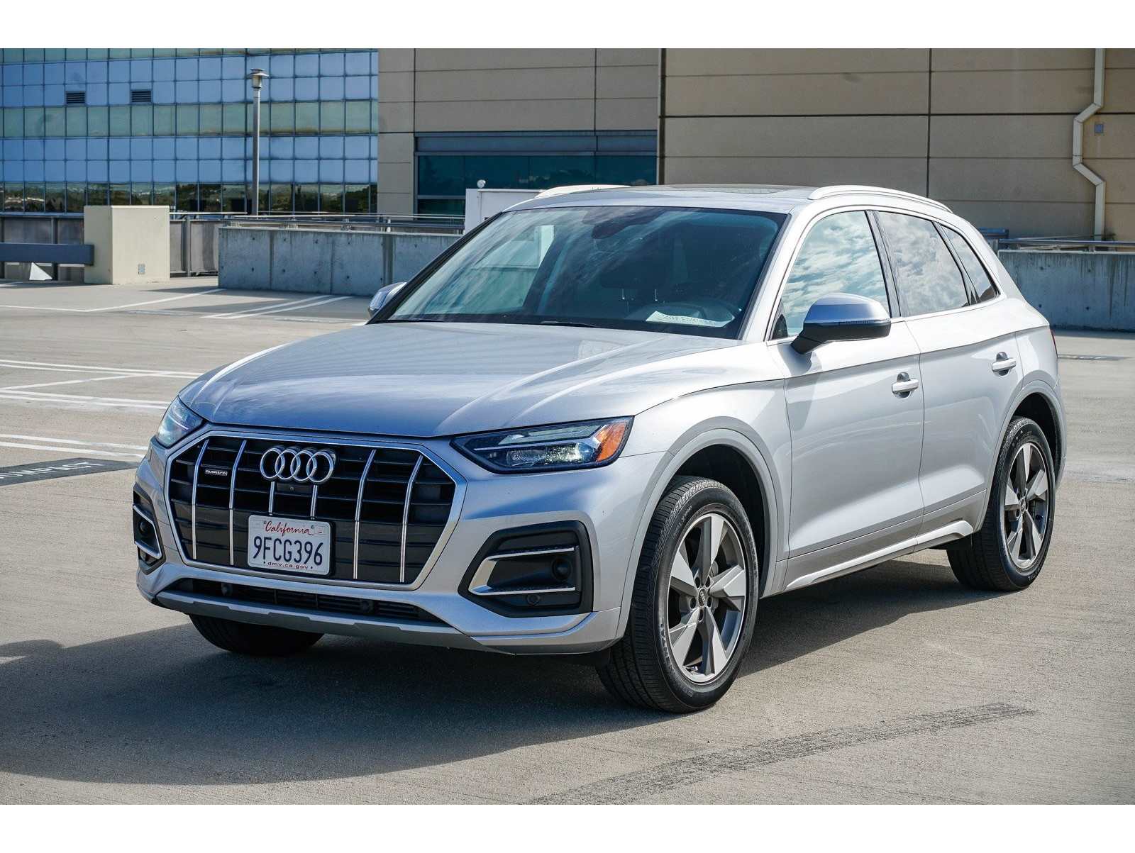 2023 Audi Q5 Premium Plus