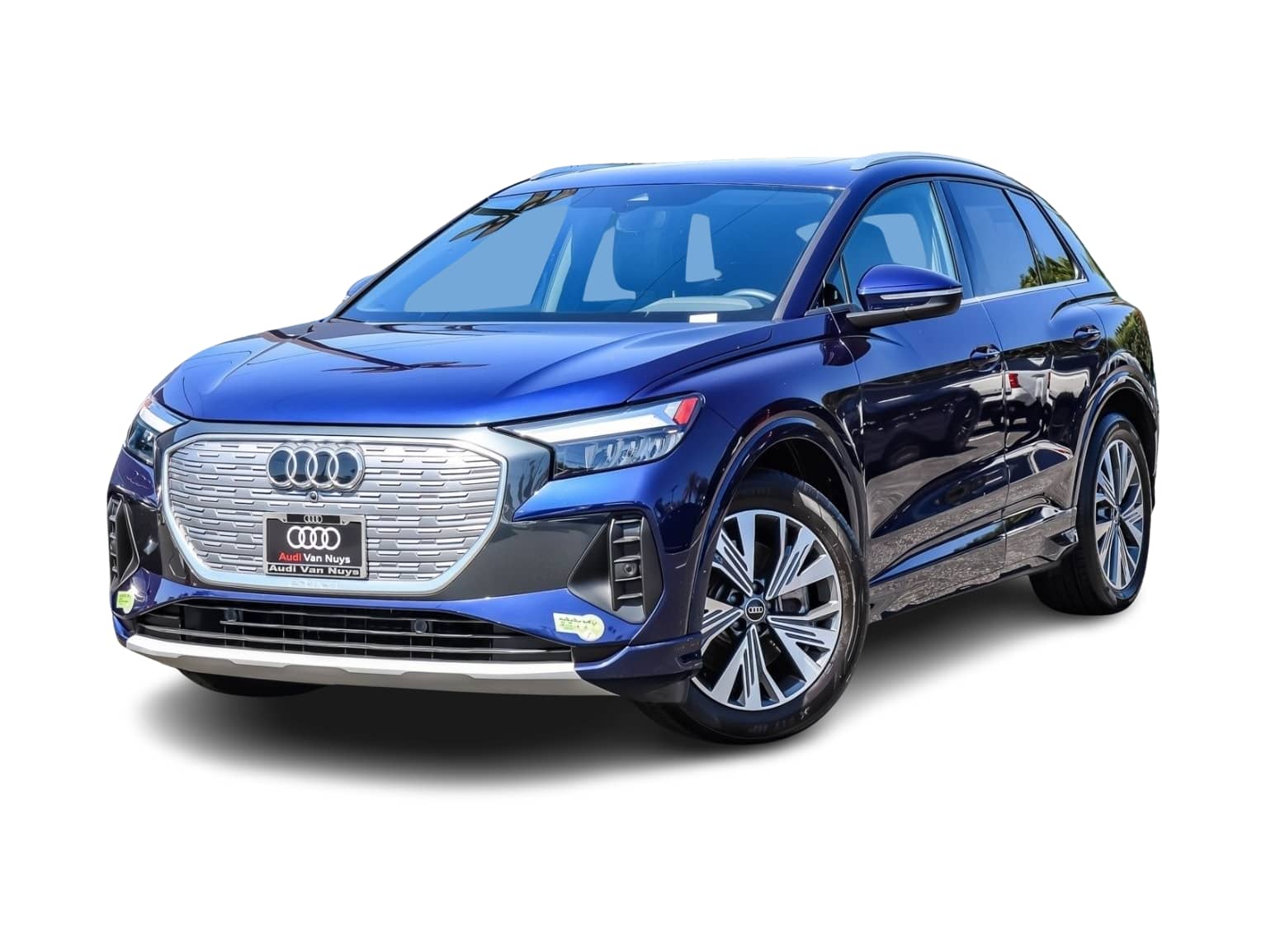 Thumbnail: 2023 Audi Q4 e-tron - 1
