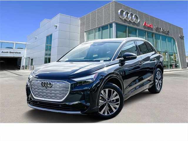 2023 Audi Q4 e-tron Premium Plus