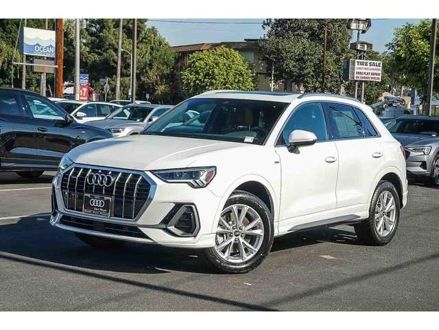 2023 Audi Q3 S Line Premium's photo