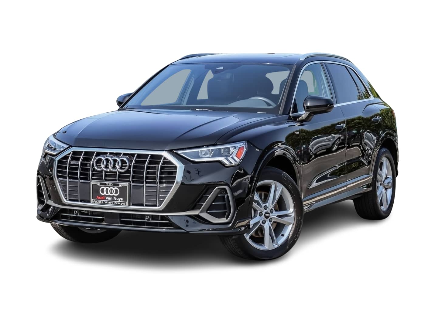 Thumbnail: 2023 Audi Q3 - 1