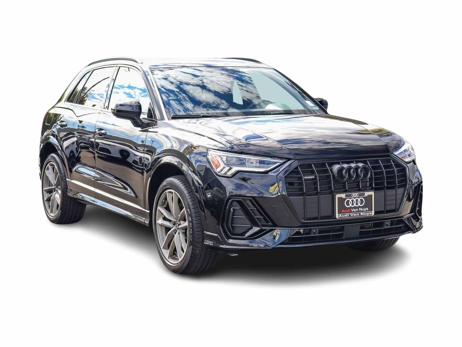 Thumbnail: 2024 Audi Q3 - 1