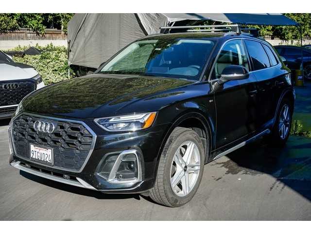 2025 Audi Q5 Premium Plus's photo