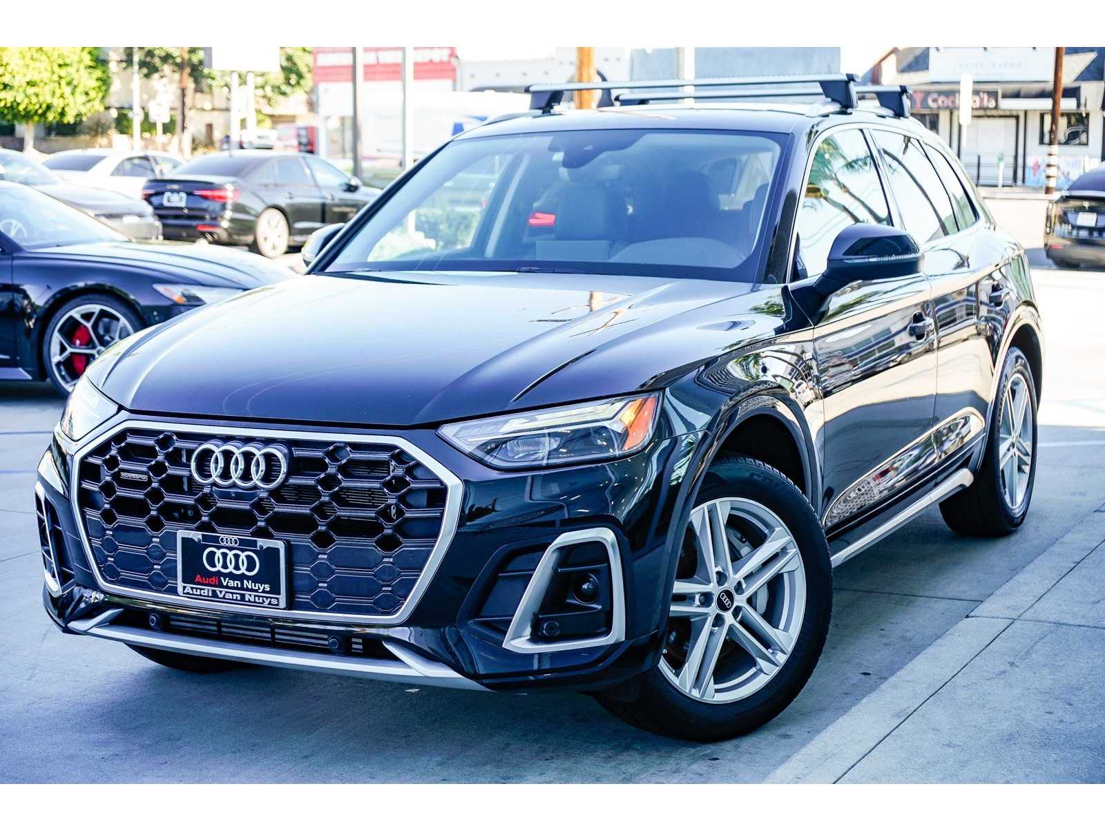 2025 Audi Q5 Premium Plus's photo