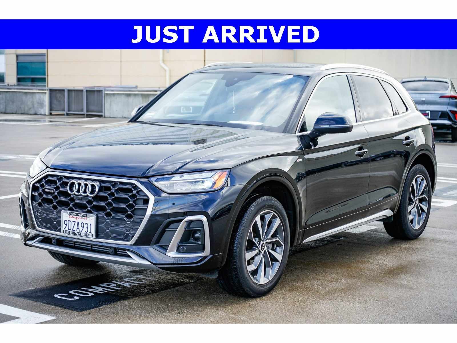 2023 Audi Q5 Premium Plus's photo