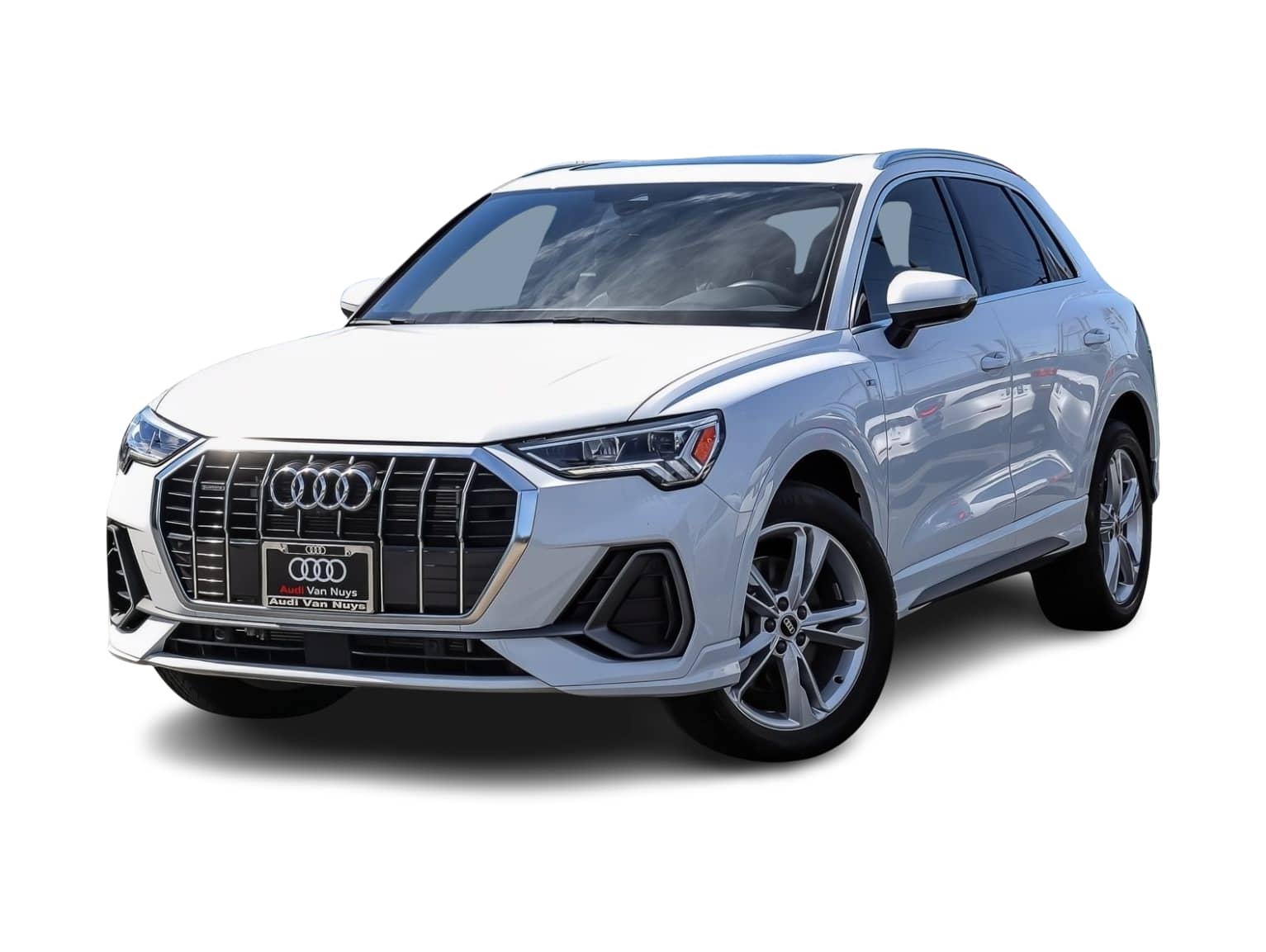 Thumbnail: 2023 Audi Q3 - 1