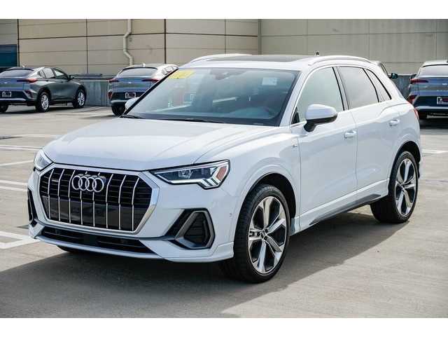 2020 Audi Q3 S Line Prestige's photo